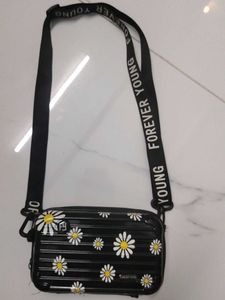 Cute Daisy Crossbody Bag 😍