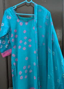 Turquoise Blue Bandhani Print Kurta Pant Dupatta M