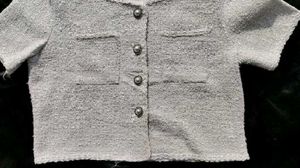 Chic White Tweed Cropped Jacket