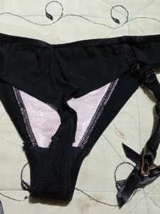 Lace Detail Suspender Belt