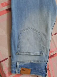 Brand : Spykar High Rise Bootcut Ankle Length , Waist Size : 30 , Perfect Length For People Between 5.2 to 5.4