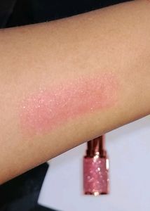 Shimmer Lipstick For Parties
