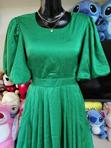 Emerald Green Puff Sleeve Dress