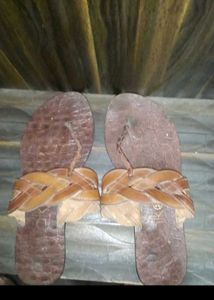 Braided Leather Flip-Flops