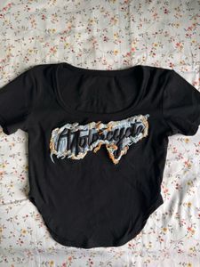Black pattern crop tops
