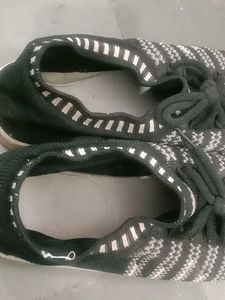 Cozy Knit Heart Sneakers