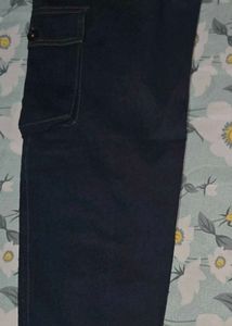 Stylish Dark Wash Cargo Jeans