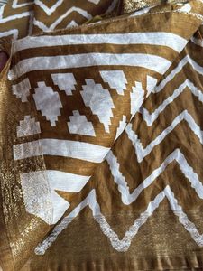 Elegant Gold &amp; White Saree with Blouse