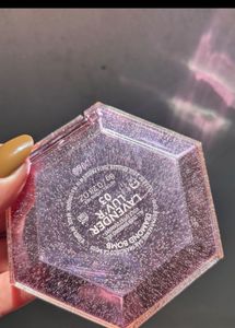 FENTY BEAUTY HIGHLIGHTER