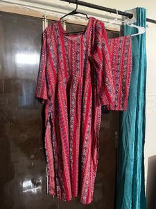 Beautiful Red &amp; Blue Printed Kurta Set