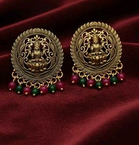 NECKLACE AND EARING SET