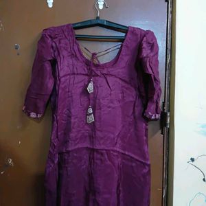 Beautiful Floral Print Kurta Set