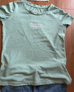 Jeans and t shirt combo