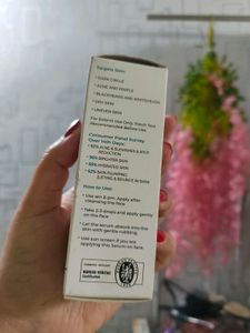 Insight 2% Hyaluronic Acid Face Serum