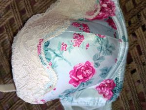 Light Blue Underwired  Floral Lace Bra