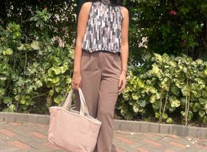 Chic Sleeveless Layered Top