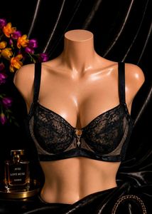 🇳🇿💫🎀Lace Push-Up Bra with Charm Detail