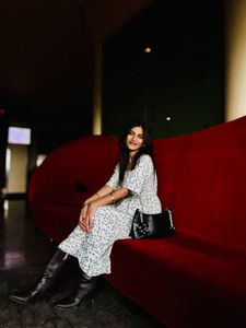 Chic Floral Midi Dress