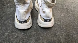 Converse Chuck Taylor Hi Sneakers 👟