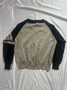 Stylish Two-Tone Cardigan