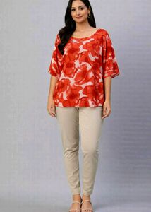 Chic Red Floral Print Top