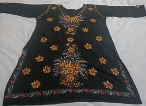 Embroidered Floral Tunic Top