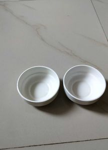 Set of 2 White Ceramic Bowls