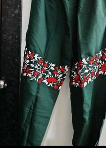 🔥Free Delivery🔥 Embroidered Green co ord set