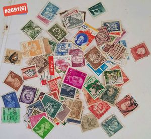 100 Assorted Vintage Postage Stamps Collection