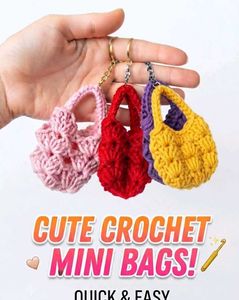4PCS 😍Crochet Mini Bag Keychains