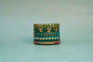 Set of 5 Stylish Bangles🩵
