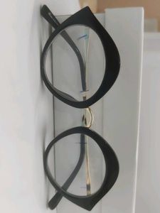 Unique Black Cat-Eye Eyeglasses