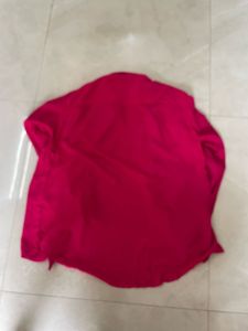 pink shirt