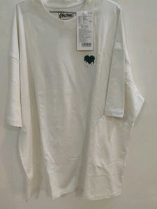 White Oversized T-Shirt with Heart Graphic