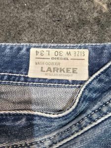 Diesel Larkee 008XR Regular-Straight Jeans | Made
