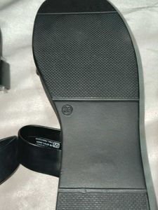 Stylish Black Flat Sandals