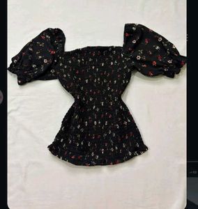 Black floral top
