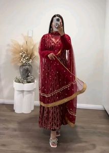 Party Wear Gown 🥳🥳