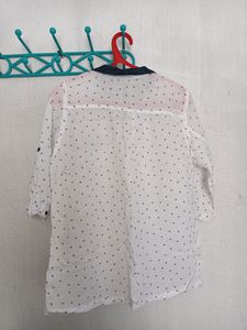 Cotton Tops Slightly Used Seeling Due To Size Issue