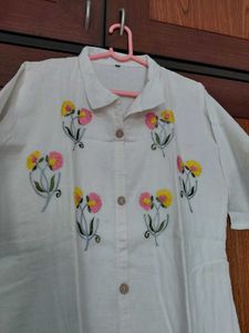 Embroidered Cream Kurta