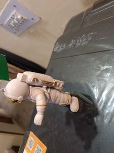 Astronaut Showpiece with Flag