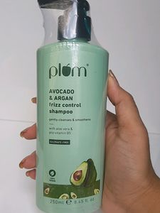 Plum Avocado &amp; Argan Frizz Shampoo