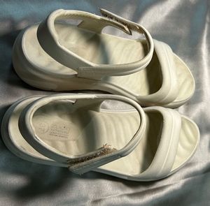 Comfortable White Platform Sandals
