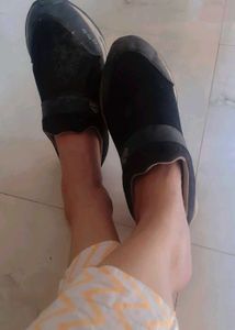 sports Shoes
