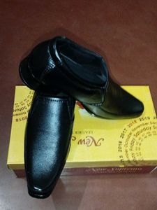 Black Leather Formal Shoes