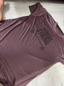 Men's Graphic T-Shirt "Finish Strong"