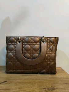 Stylish Quilted Handbag