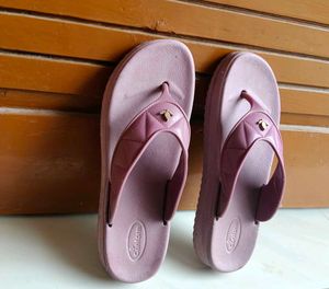 Comfortable Women's Pink Flip Flops