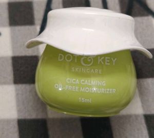 Dot &amp; Key Cica Calming Oil-Free Moisturizer