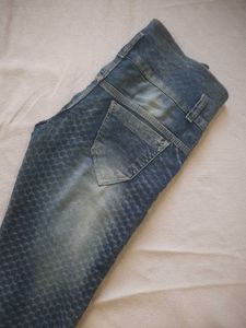 High-Waist Textured Slim Fit Blue Jeans